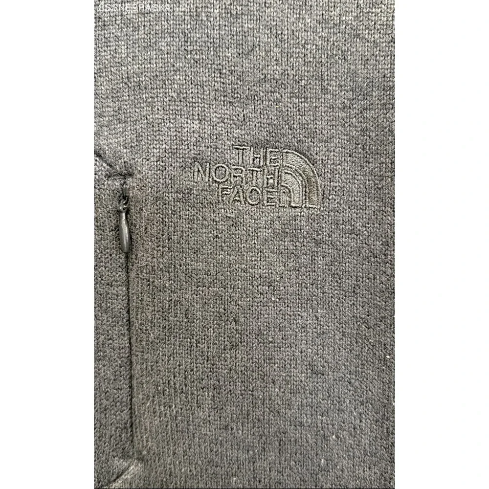 The North Face Gray‎ 1/4 zip fleece pullover - Size S/P